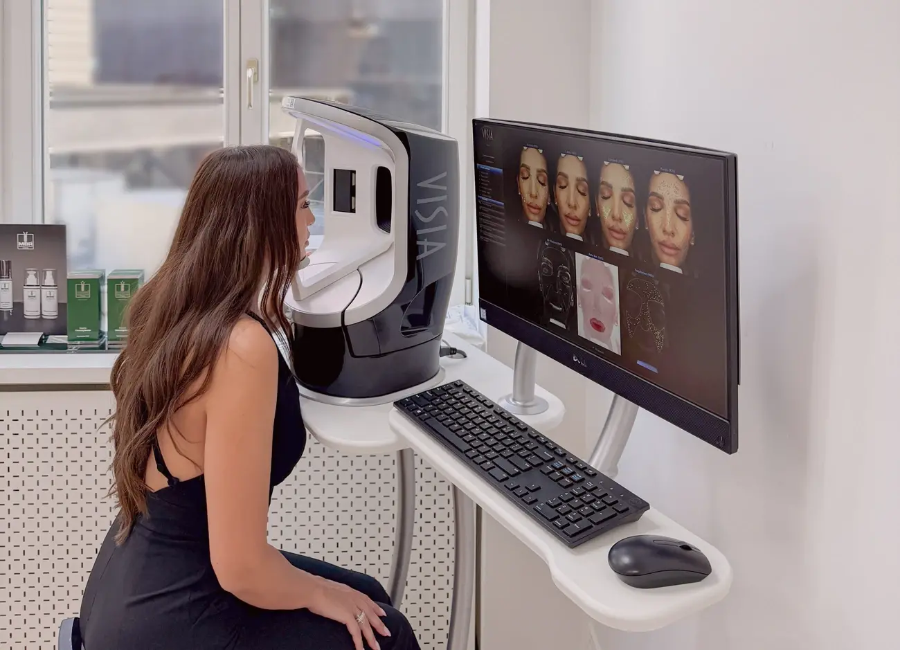 Beratung für medizinische Kosmetik - Moderne Hautanalyse mit VISIA® Beratung für medizinische Kosmetik - Moderne Hautanalyse mit VISIA®